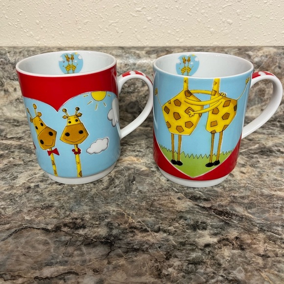 Set of Two Stacking Giraffes Coffee Tea Mugs Cups | Giraffes in Heart - Picture 8 of 10